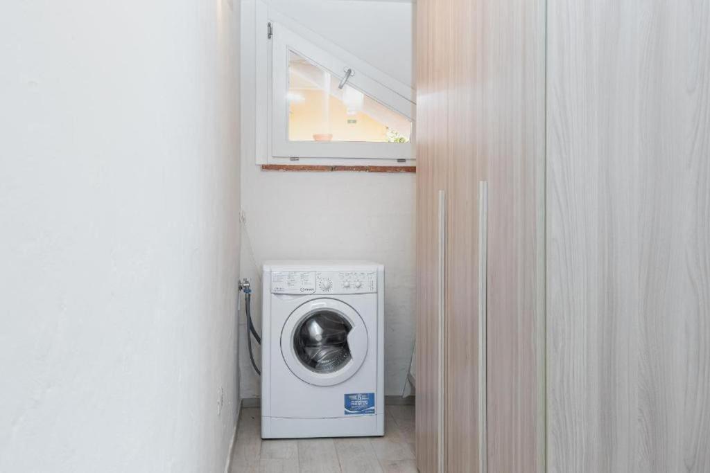 Bellissimo Appartamento Con Veranda Privata Al Centro Di Porto Rotondo Exterior foto